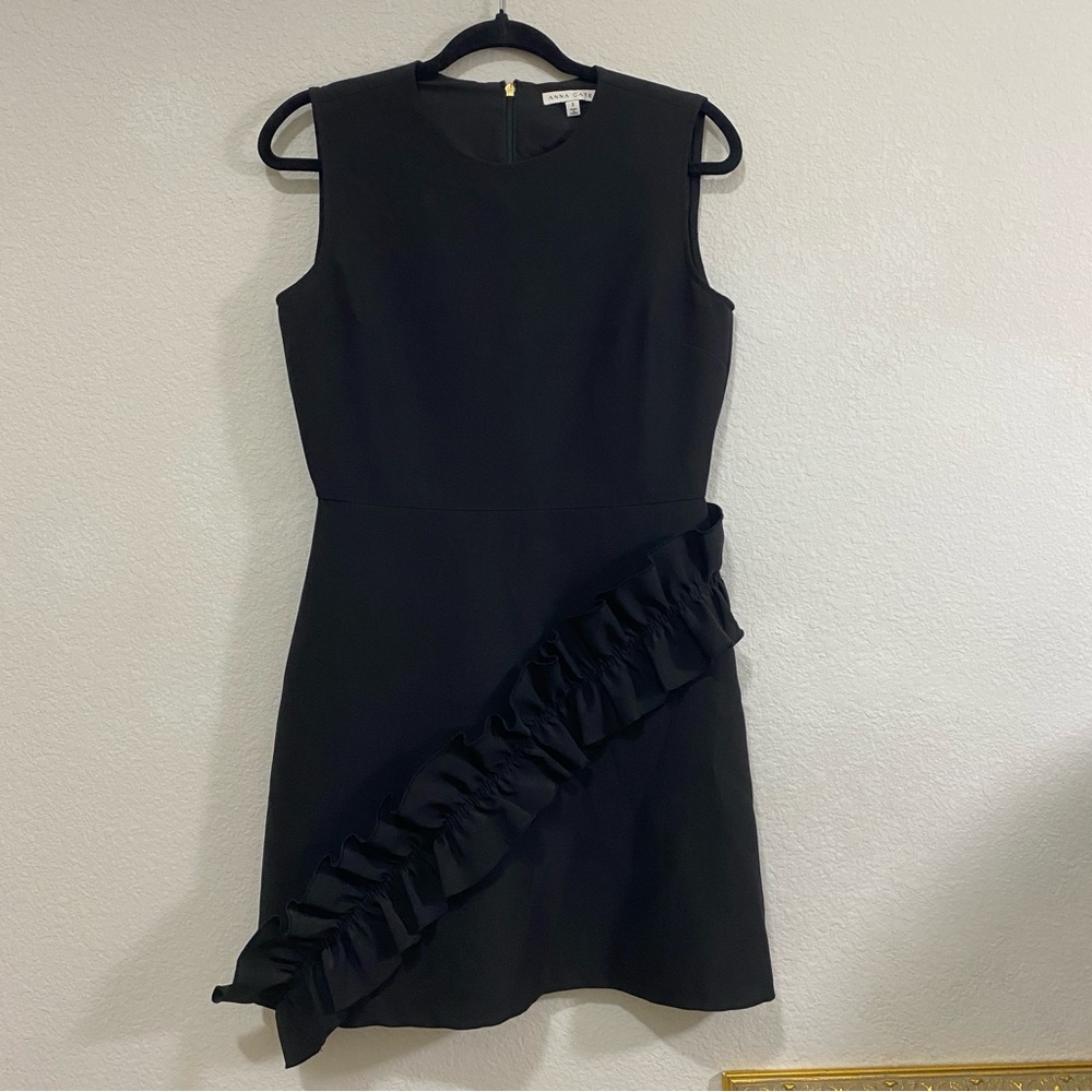 Anna Cate Sleeveless Black Ruffle Front Dress, Size S, Shift Style, Lined